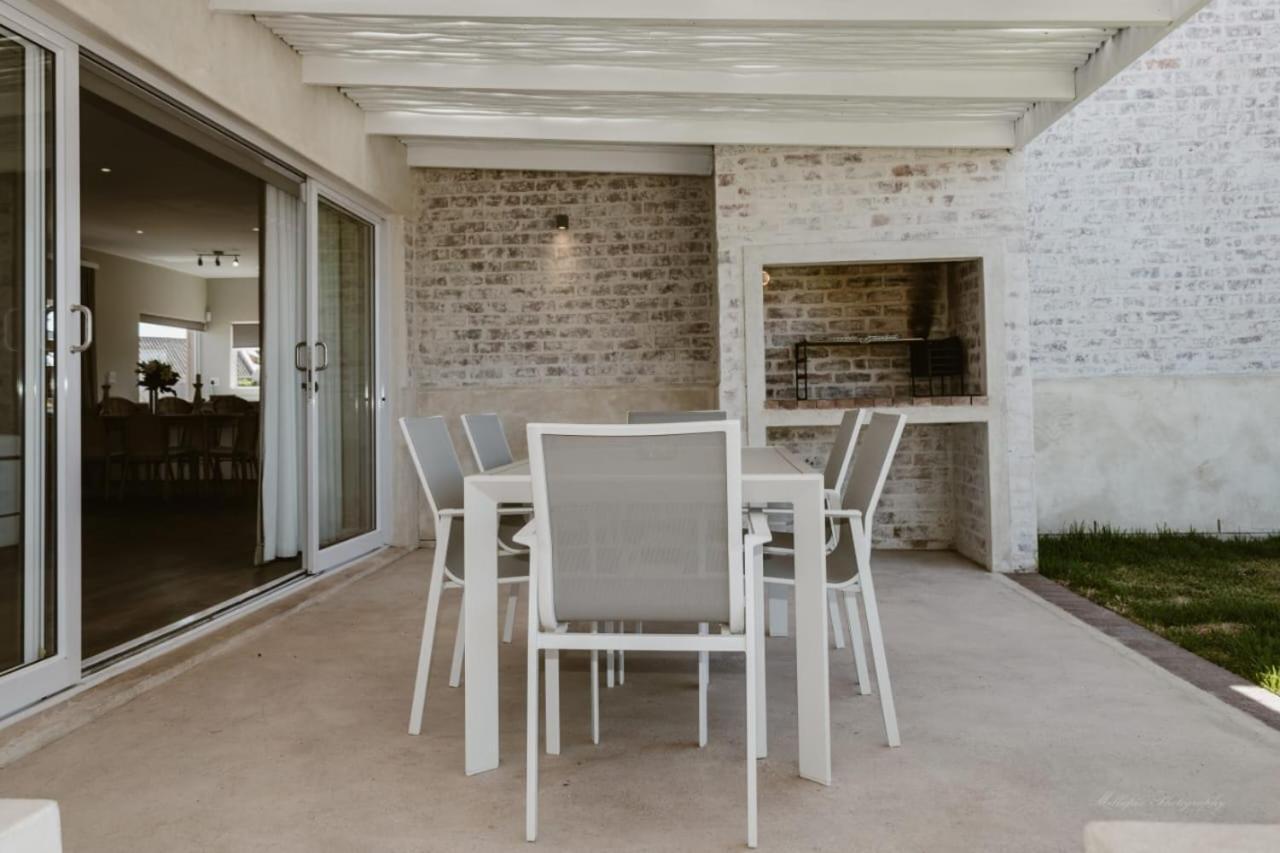 Blue Bay Lodge Saldanha Bay 外观 照片